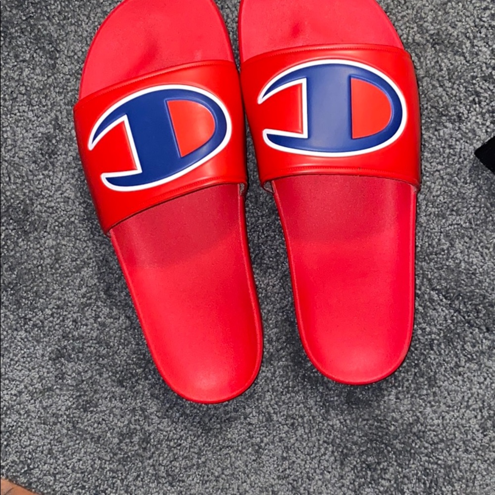 CHAMPION SLIDES (RED)